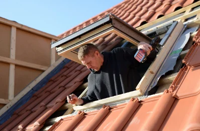 Pose de fenêtres de toit Velux à Lompret